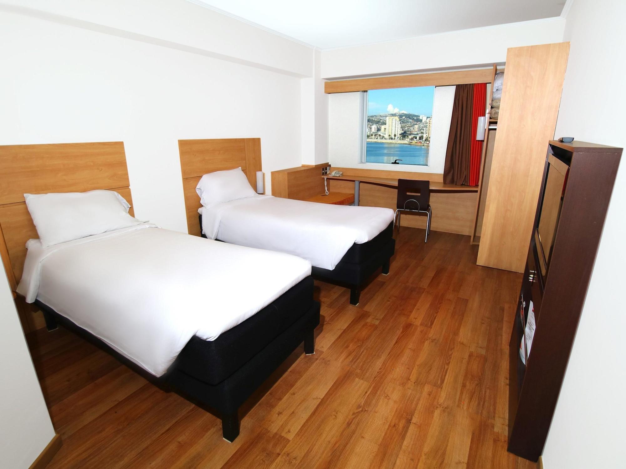 Ibis Valparaíso Exterior photo