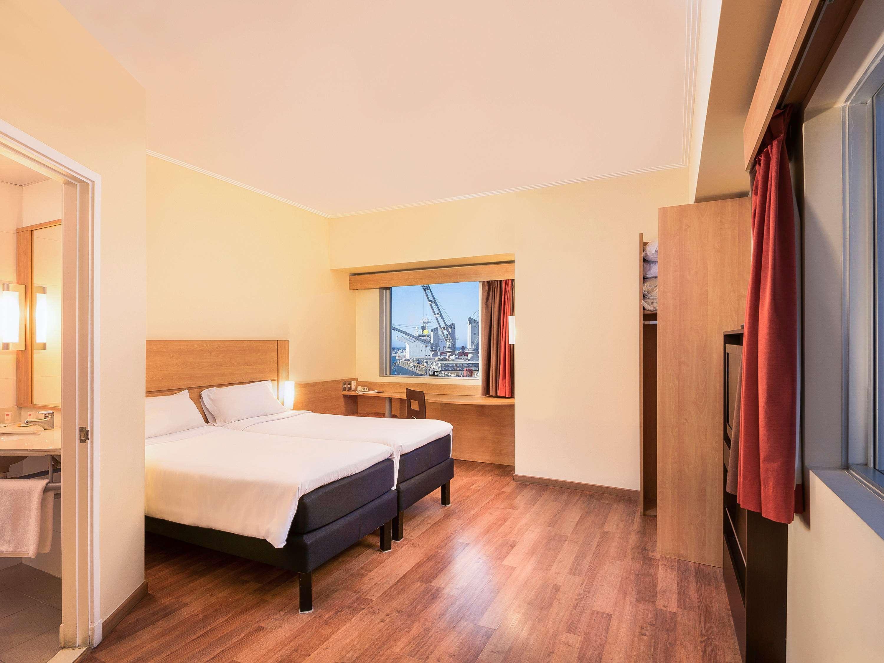 Ibis Valparaíso Exterior photo